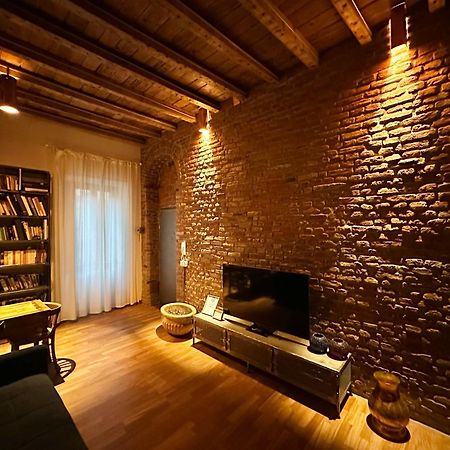 First Moon-Emme Loft Apartman Milánó Kültér fotó